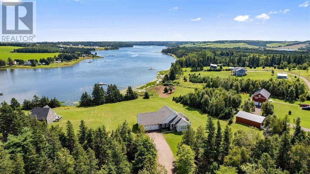 375 Pine Grove Road375 Pine Grove Road, Long River, Prince Edward Island C0B1M0, 4 Bedrooms Bedrooms, ,3 BathroomsBathrooms,Single Family,For Sale,375 Pine Grove Road,202312094