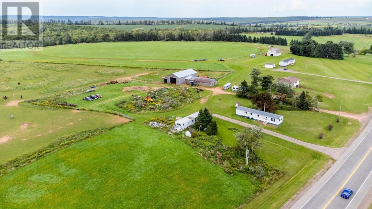 21376 Rte 221376 Rte 2, Pleasant Valley, Prince Edward Island C0A1N0, 3 Bedrooms Bedrooms, ,1 BathroomBathrooms,Agriculture,For Sale,21376 Rte 2,202318108