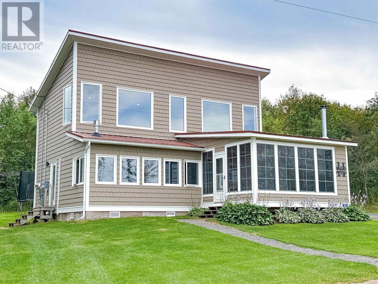 355, 359, 363, 367, 371 Morrison's Beach Road355, 359, 363, 367, 371 Morrison's Beach Road, Georgetown Royalty, Prince Edward Island C0A1L0, 4 Bedrooms Bedrooms, ,2 BathroomsBathrooms,Single Family,For Sale,355, 359, 363, 367, 371 Morrison's Beach Road,202318182